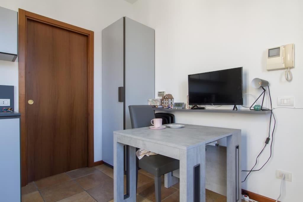 Fabulous Studio In Monza 15 Km To Milan City Centre Exteriör bild